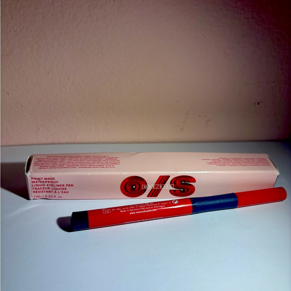 ONE/SIZE Red and Blue Liquid Eyeliner